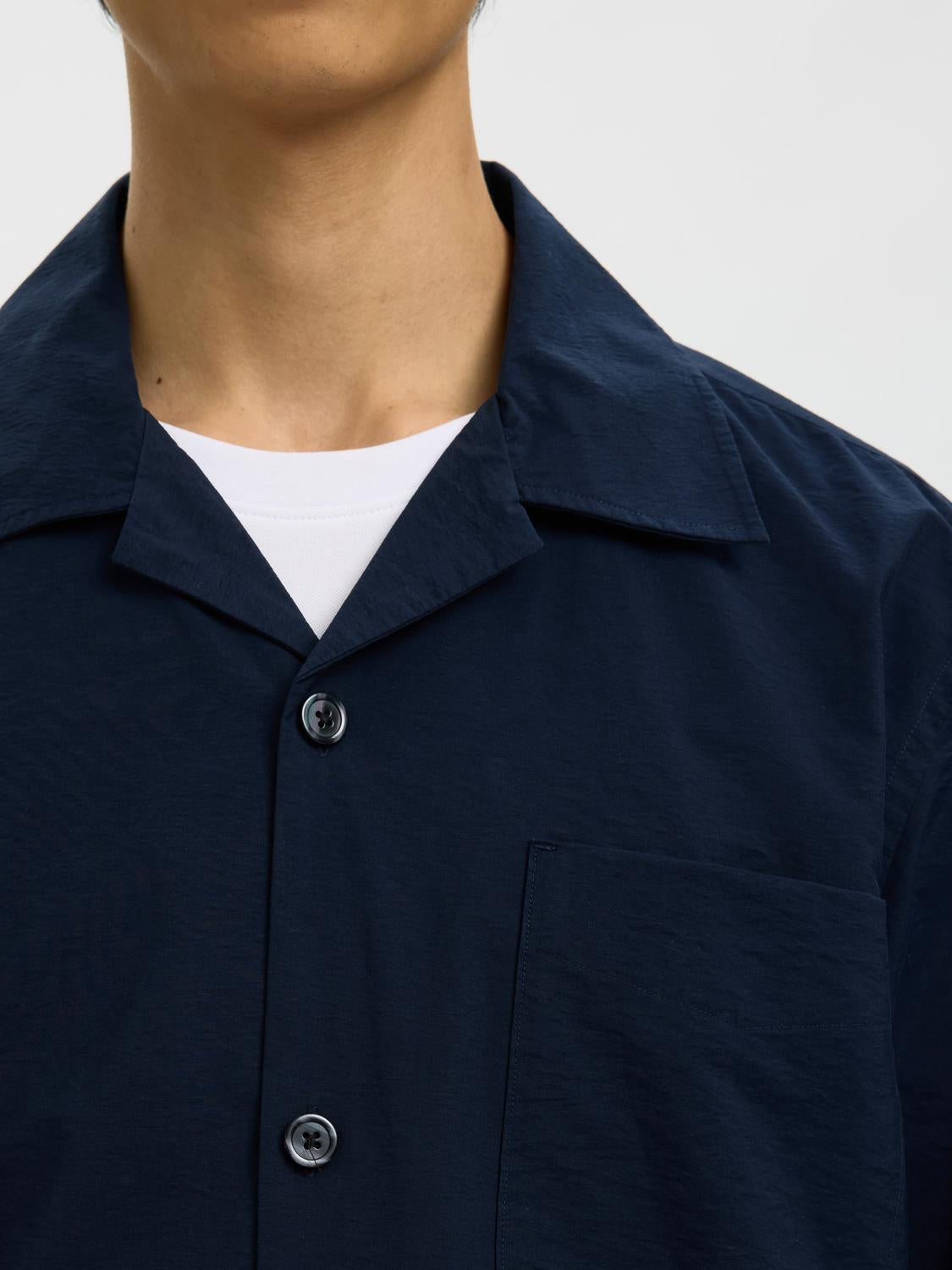 model_shot-detail